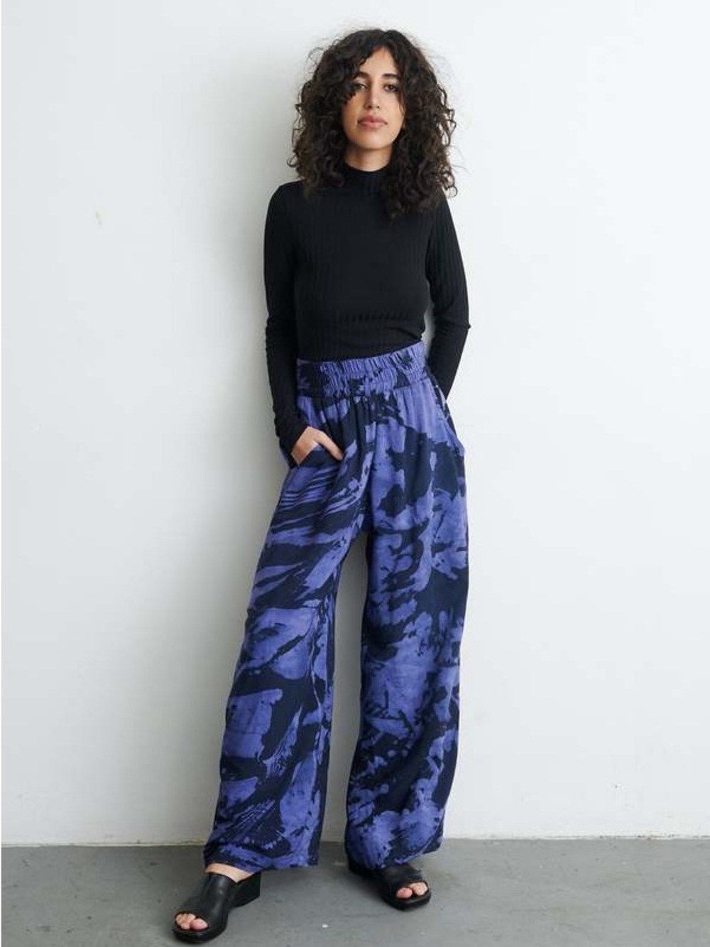 Osei Duro Latus Trousers in Rorschach. Tie dye relaxed cotton pants with pockets